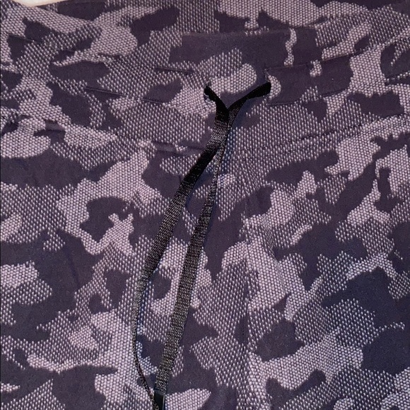 Lululemon ✨sold out✨ Camo jogger - Picture 2 of 6
